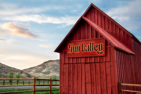 SUN VALLEY | ICONIC RED BARN