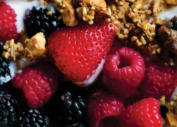 Fresh Fruit & Granola